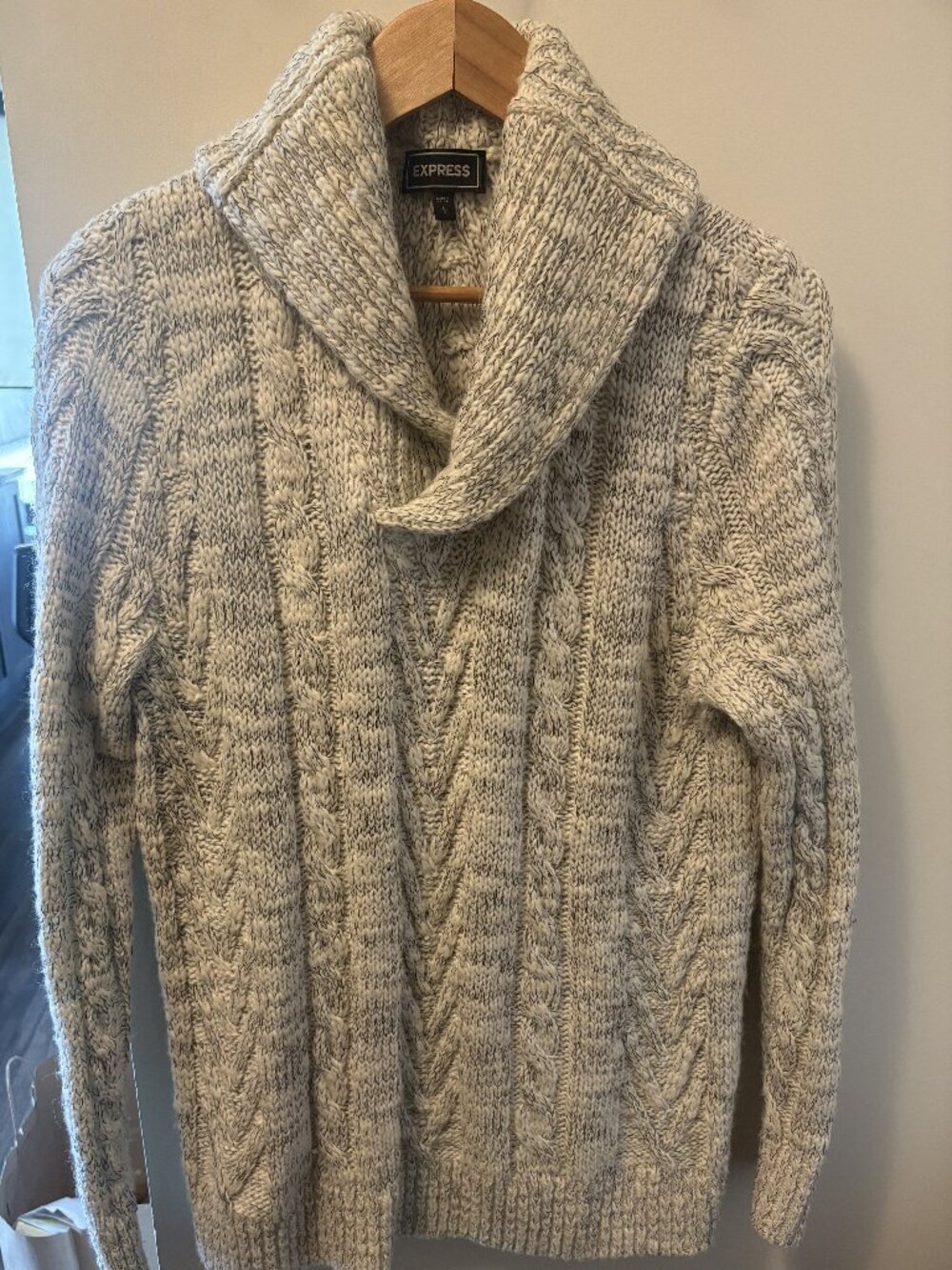 EXPRESS LARGE WOOL MEN'S SWEATER